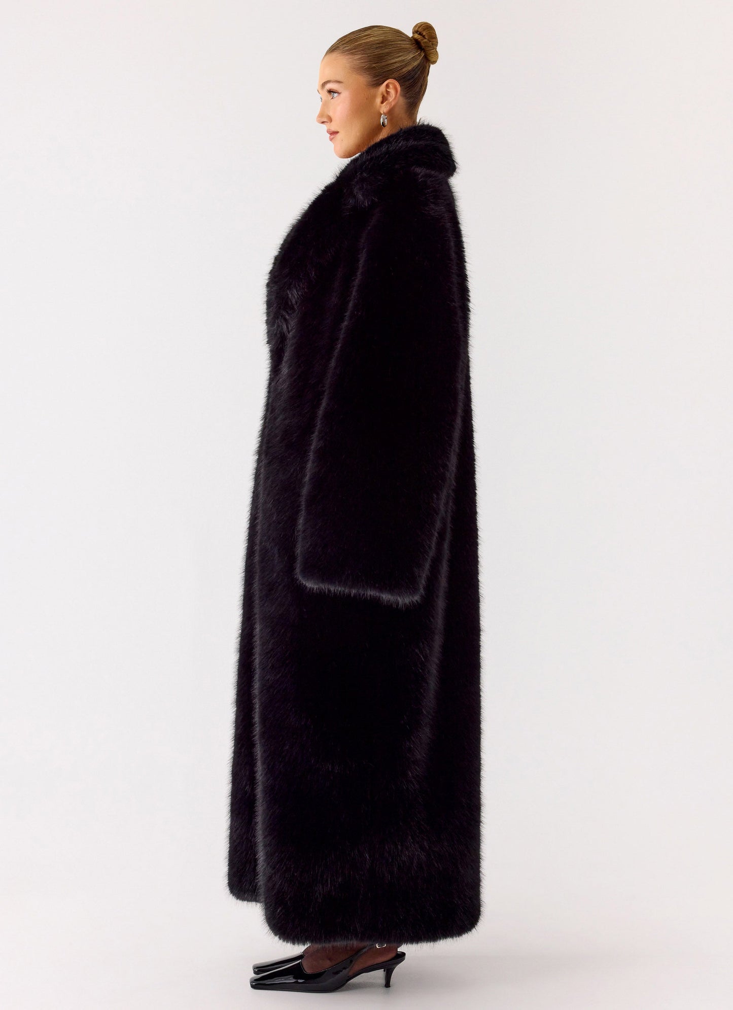 Kamil Faux Fur Maxi Coat - Black