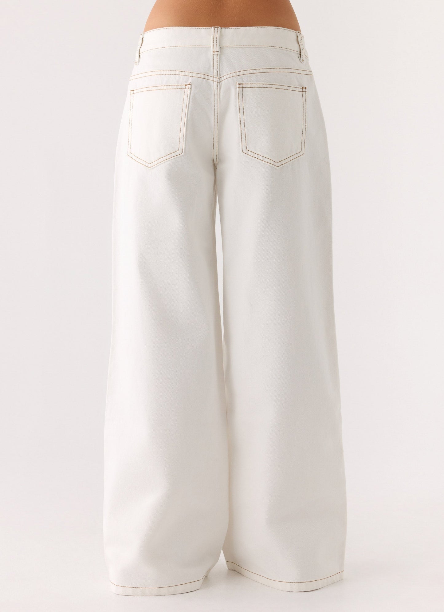Neo Low Rise Wide Leg Jeans - Ivory